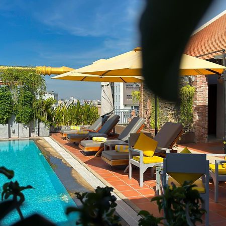 Jaya Suites Hotel Phnom Penh Exteriör bild
