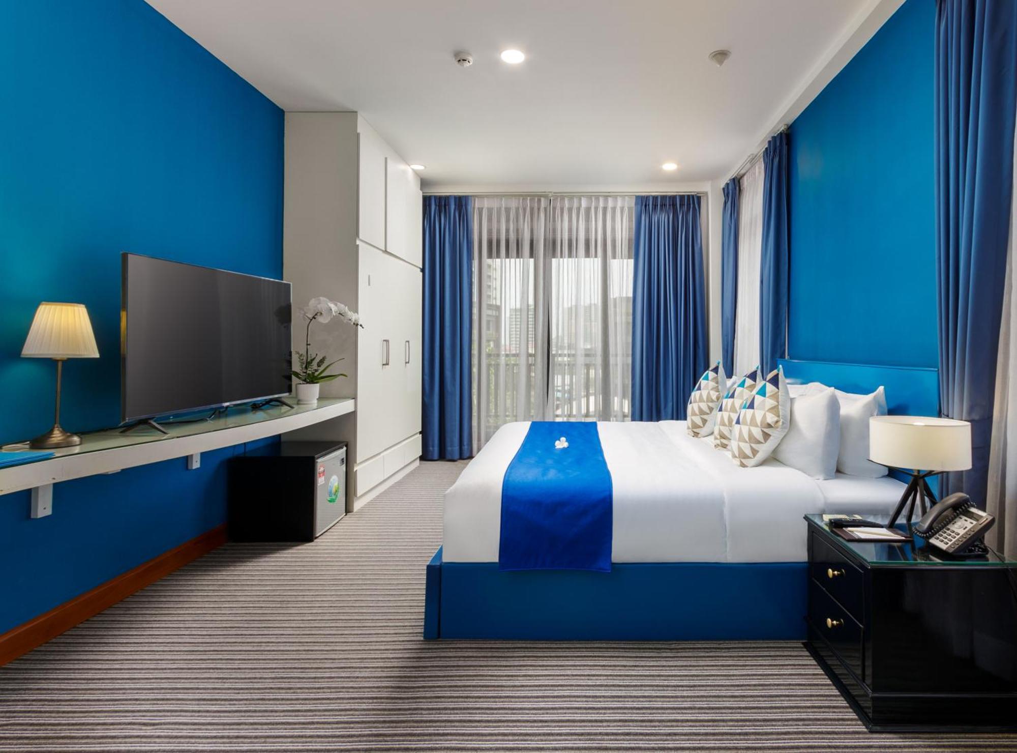 Jaya Suites Hotel Phnom Penh Exteriör bild