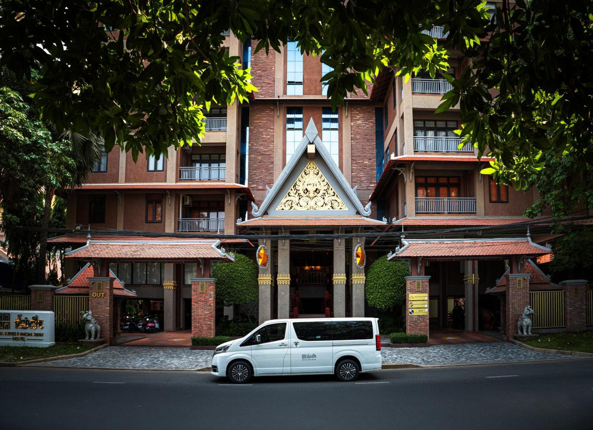 Jaya Suites Hotel Phnom Penh Exteriör bild