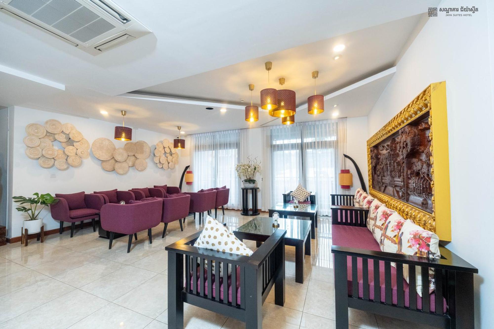 Jaya Suites Hotel Phnom Penh Exteriör bild