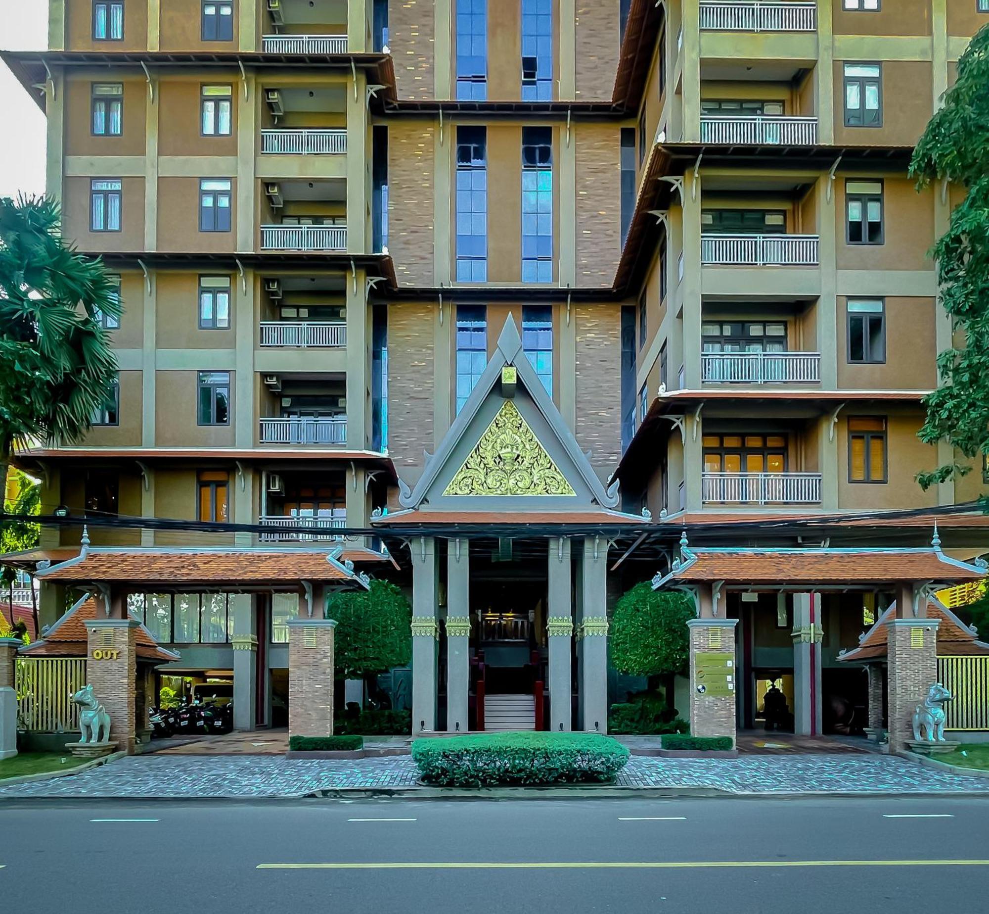 Jaya Suites Hotel Phnom Penh Exteriör bild